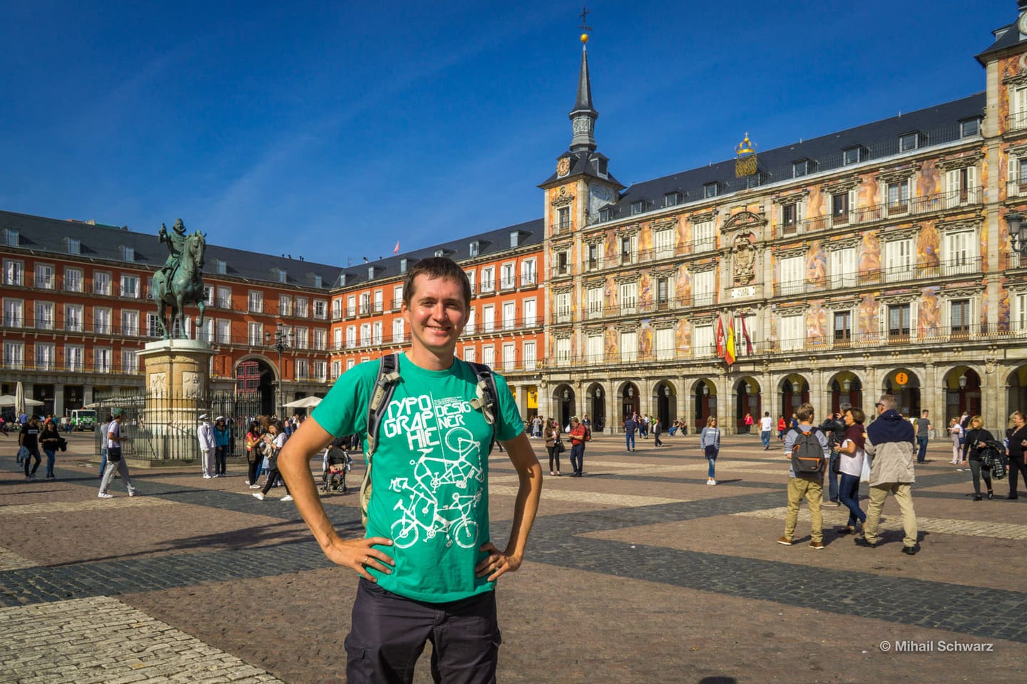 Main Square (Plaza Mayor)