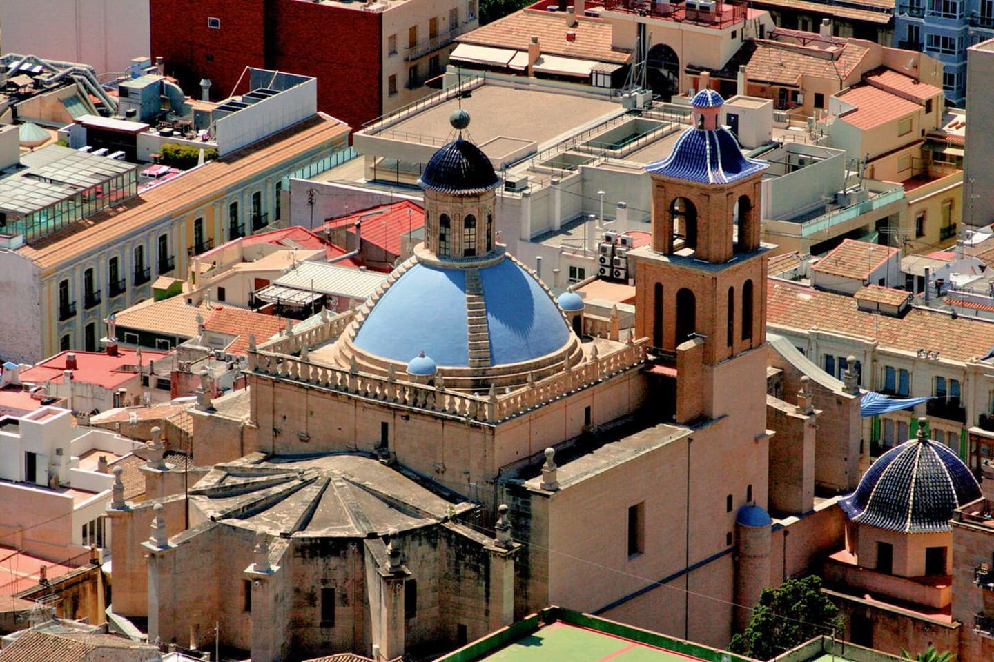San Nicolás Cathedral