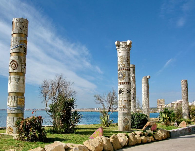 Monumento a las culturas del Mediterráneo